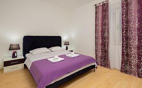 Azra Apartments