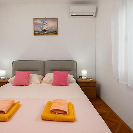 Azra Apartments Duće Zewnętrze zdjęcie