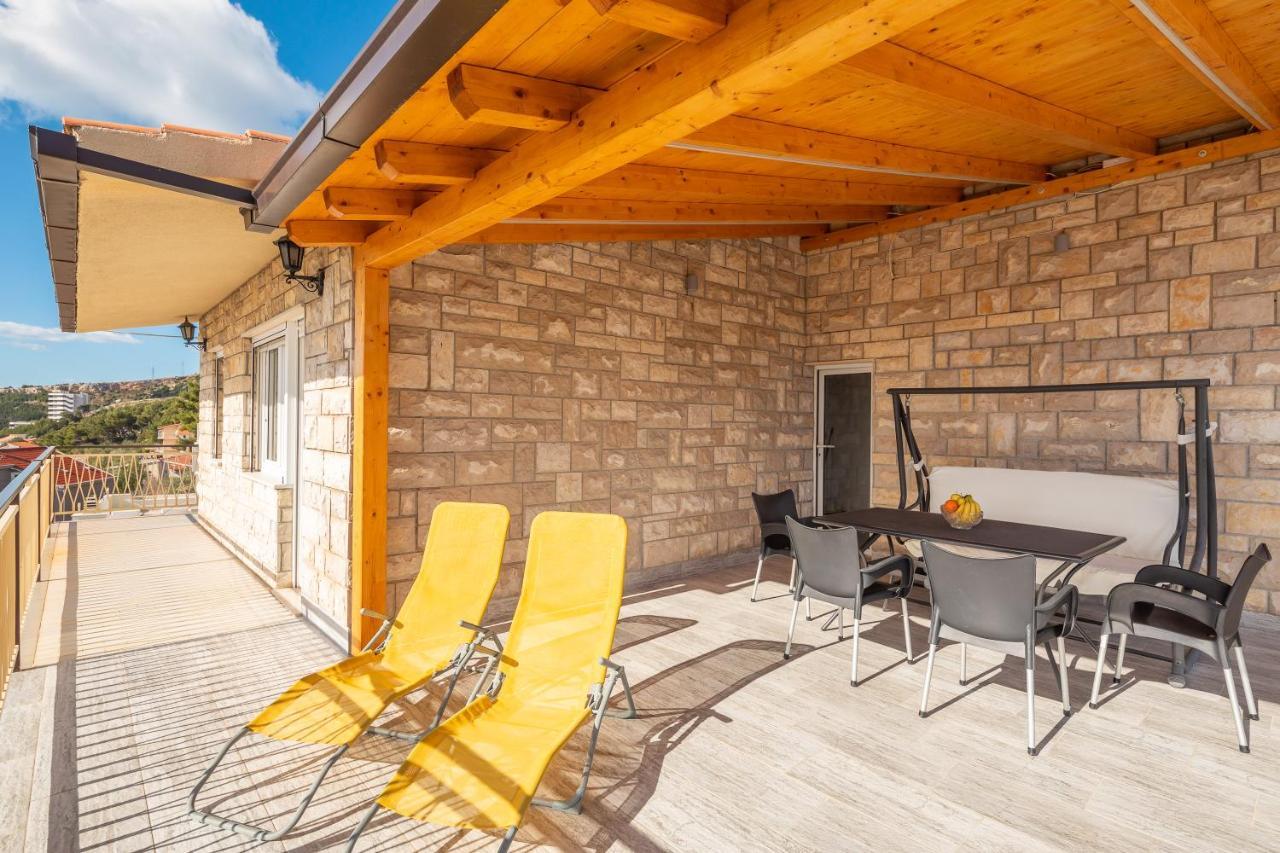 Azra Apartments Duće Zewnętrze zdjęcie